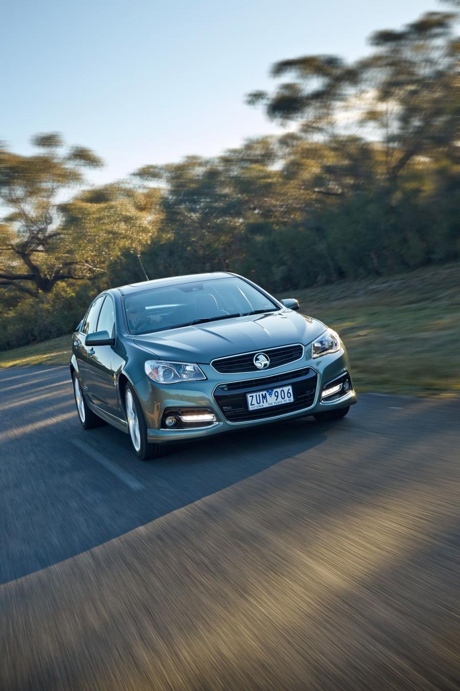  Holden VF Commodore SS V Redline 2014 года  (фото 22 из 34)
